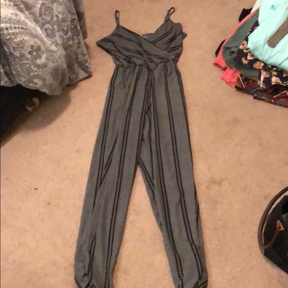 Striped jumpsuit - Picture 2 of 3